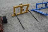 3pt. 2 prong bale spear w/ gooseneck hitch