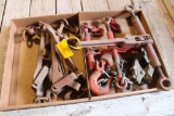 (2) flats of chain binders
