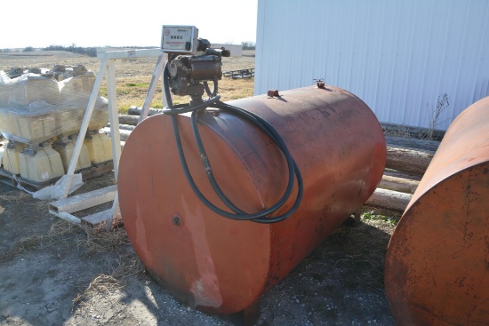 500 gallon fuel barrel and pump