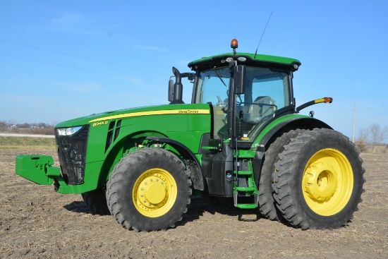2017 John Deere 8245R MFWD tractor