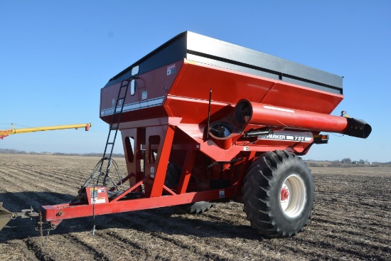 Parker 737 grain cart