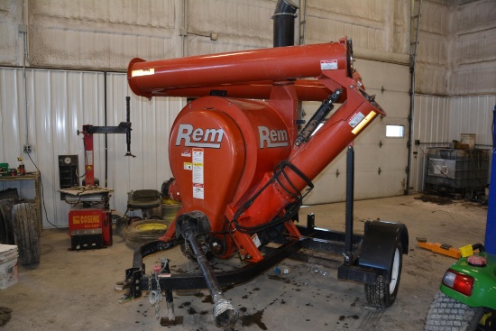 REM 2700 grain vac