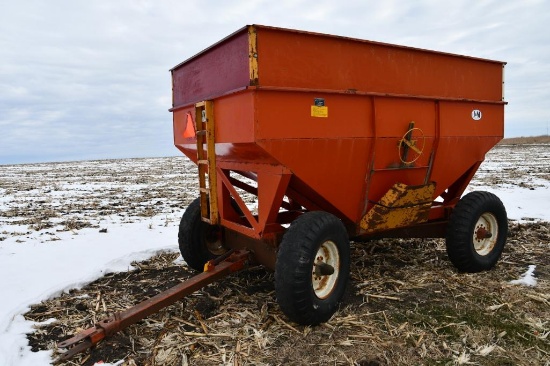 J&M 350 gravity wagon