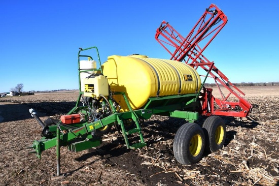 Top-Air 1,000 gal pull-type sprayer