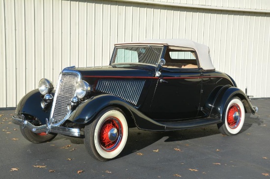 1934 Ford Cabriolet