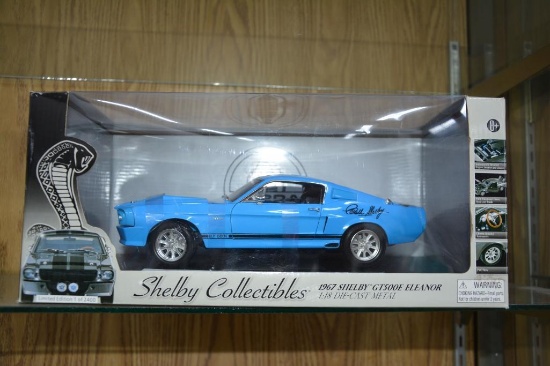 Shelby Collectibles 1/18 1967 Shleby GT 500 model car