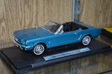 Welly 1/18 scale 1964-1/2 Ford Mustang model car