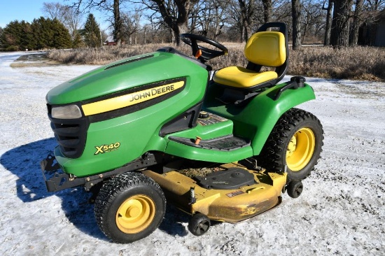 John Deere X540 riding lawn mower