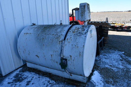 500 gal. fuel tank with pump