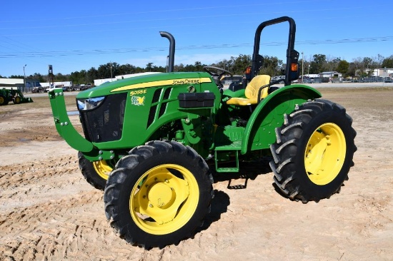 2015 John Deere 5055E MFWD tractor