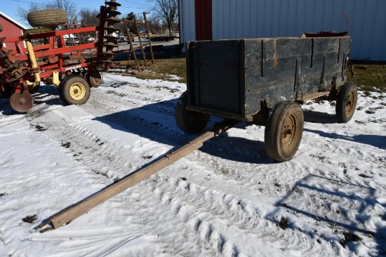 10' flare box wagon w/ seeder