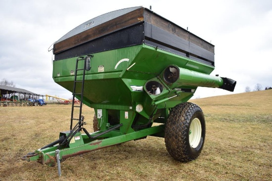 Brent 674 grain cart