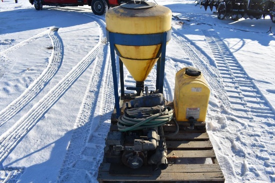 35 gal. chemical inductor tank