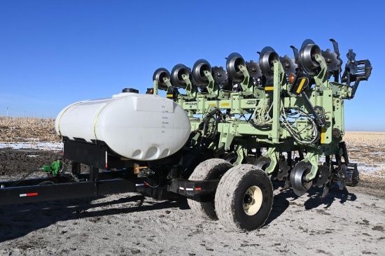 Orthman 1tRIPr 12 row 30" NH3 strip till bar | Farm Equipment & Machinery |  Online Auctions | Proxibid