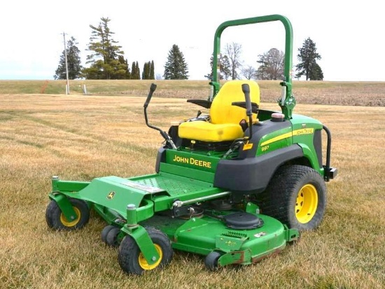 2014 John Deere Z997 zero turn lawn mower