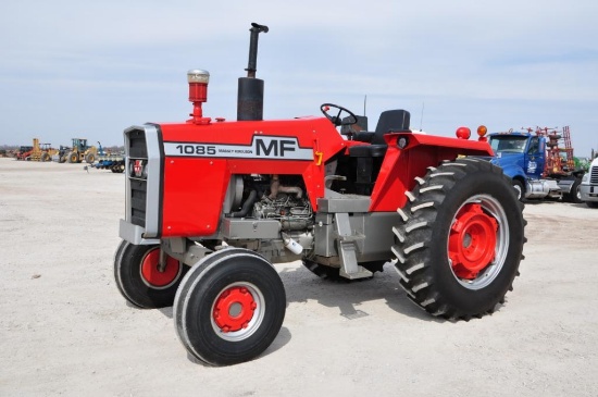 1974 Massey Ferguson 1085 2wd tractor