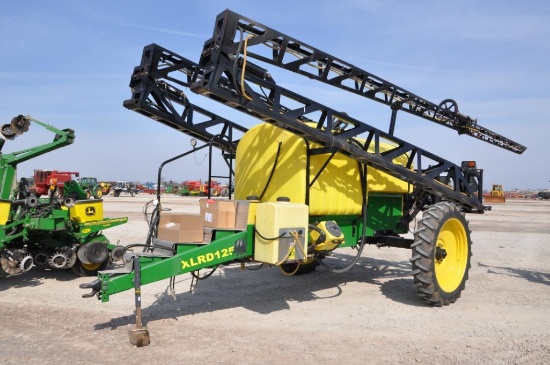 Sprayer Specialties XLRD 1250 pull type sprayer