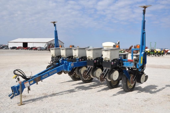 Kinze 3000 6/11 planter