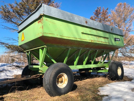 Parker 4000 gravity wagon