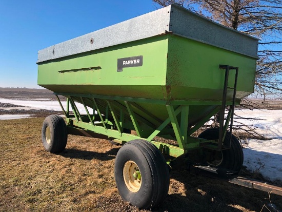 Parker 4000 gravity wagon