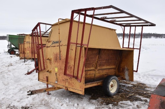Farmstar portable cattle feeder w/ calf gates