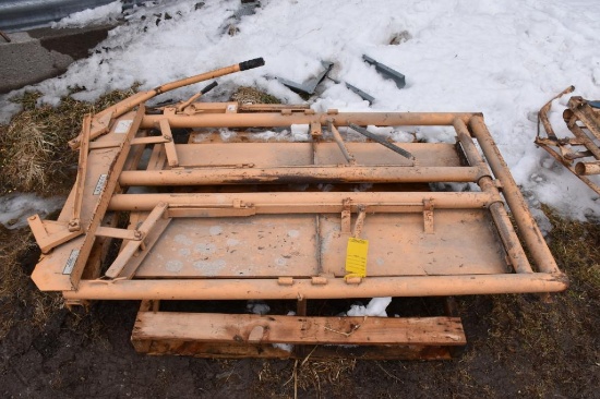 Foremost 30 manual headgates