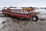 Apache 30' tandem axle hay/forage feeder wagon