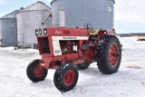 1974 IH 1066 2wd tractor