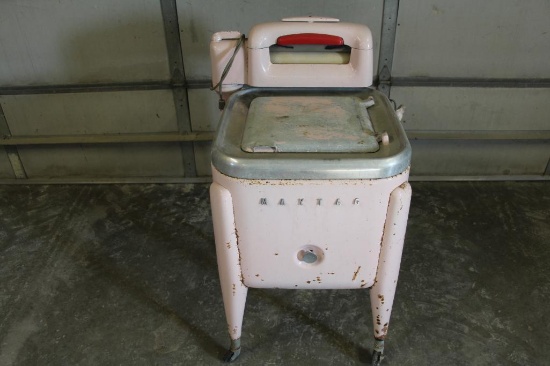 Maytag Model E2L Pink Square Tub electric wash machine