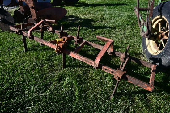 Allis Chalmers 5' mounted harrow