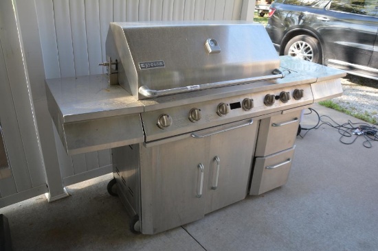 Jenn-Air 8 burner stainless steel gas grill