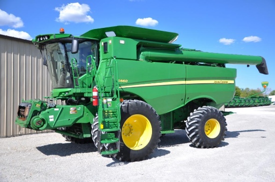 2014 John Deere S660 4wd combine