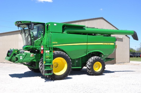 2014 John Deere S670 2wd combine