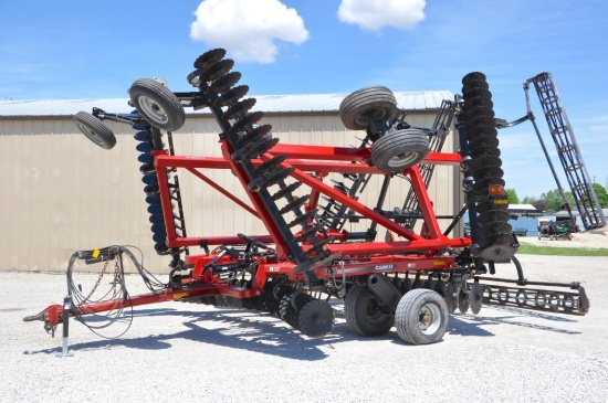 Case-IH 330 Turbo 34' vertical tillage tool