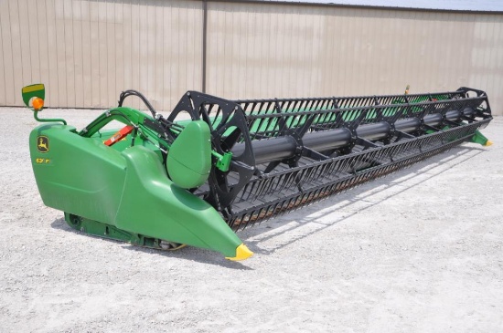 2016 John Deere 635FD 35' HydraFlex draper head