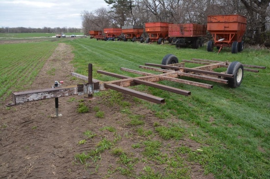 6 place bale trailer