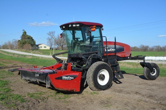 2008 MacDon M150 "Dual Directional" self-propelled windrower