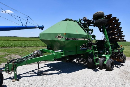 Great Plains NTA 3010 30' air seeder on cart