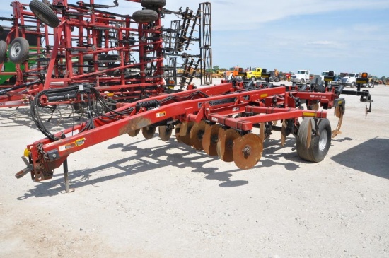 Case-IH 530B 5 shank disk ripper