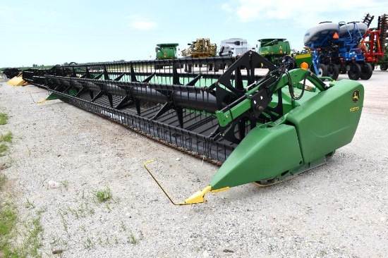 2014 John Deere 635FD 35' draper head
