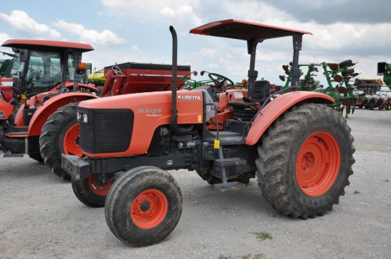 Kubota M105S 2wd tractor