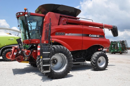 2009 Case-IH 6088 2wd combine