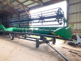 2005 John Deere 625F 25' grain platform