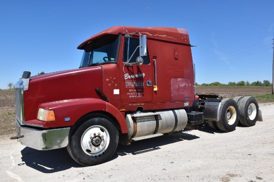 1990 Volvo semi