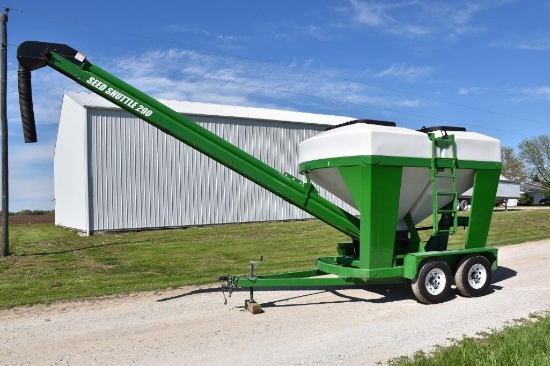 Seed Shuttle 290 seed tender