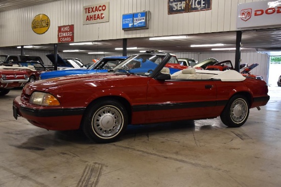 1987 Ford Mustang LX Convertible