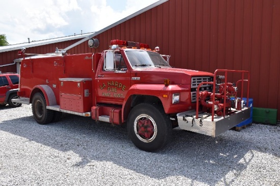 1980 Ford F-800 Pumper truck