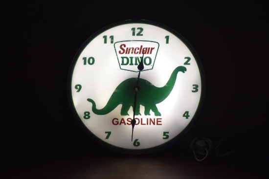 Sinclair Dino Gasoline battery operated light up plastic clock