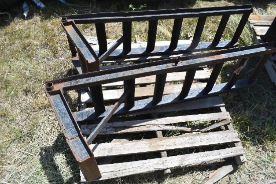 (2) steel trailer ramps