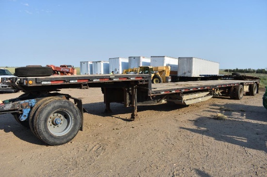 2002 Doonan 53' step deck trailer
